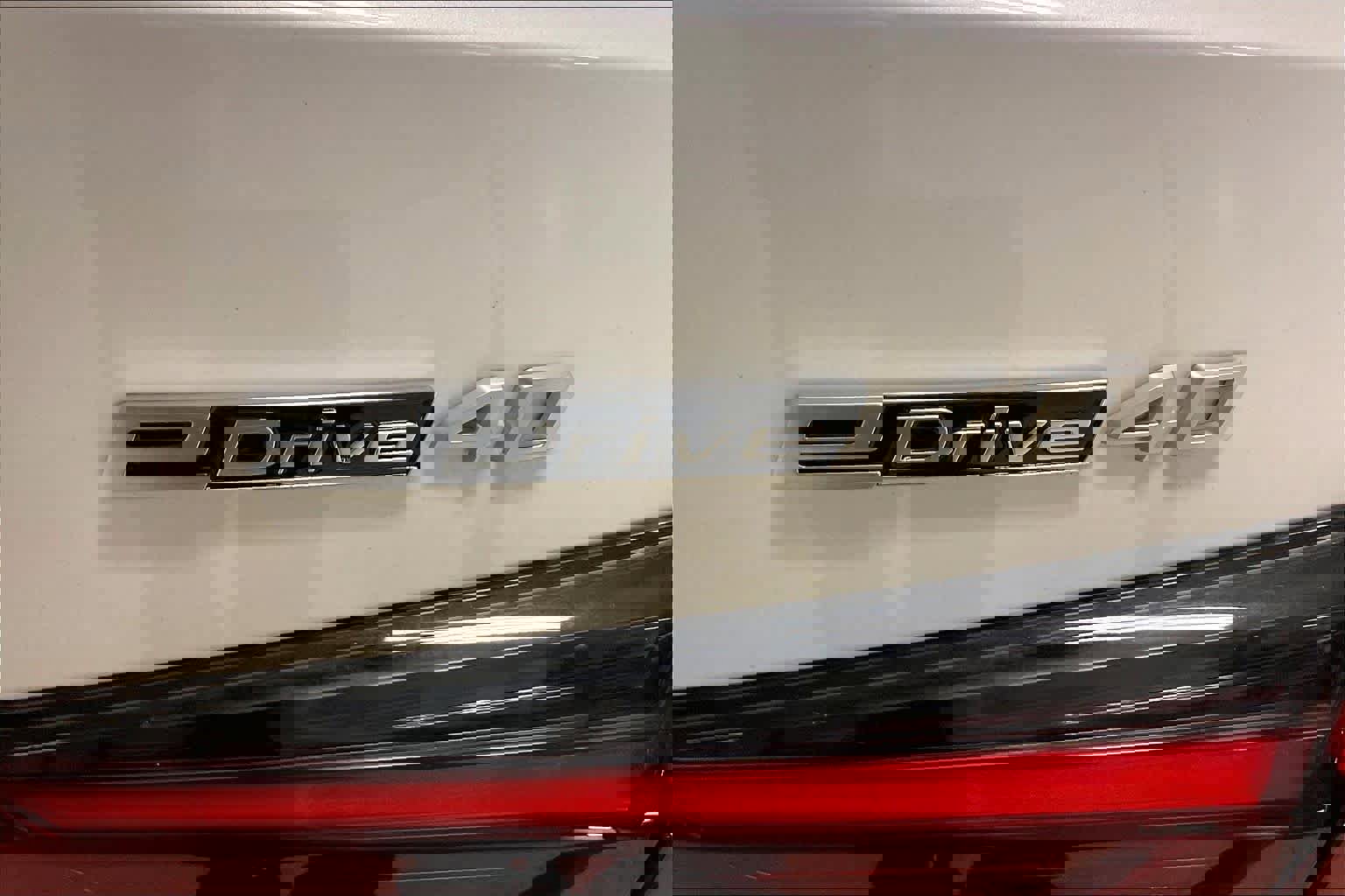 Certified 2025 BMW i4 eDrive40 image 9