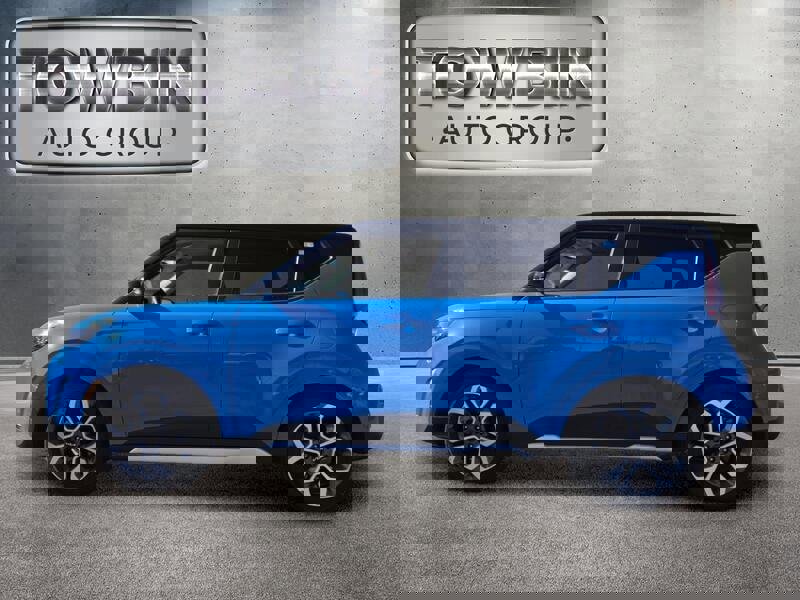 Certified 2025 Kia Soul EX image 8