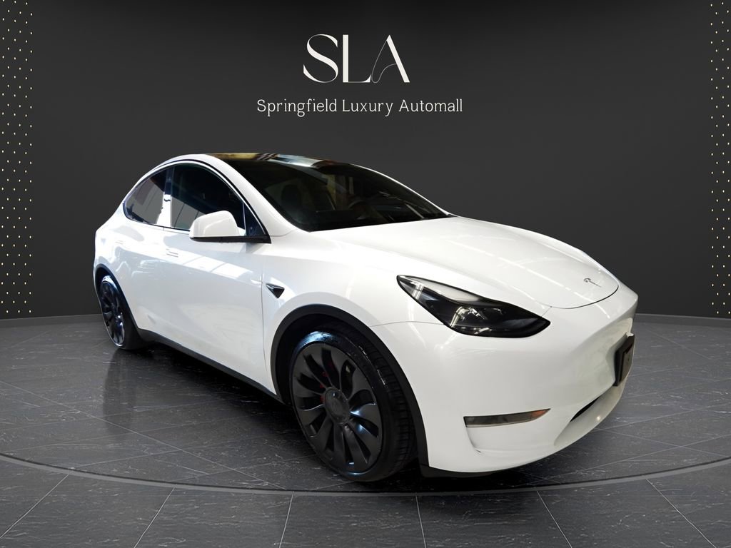 Used 2023 Tesla Model Y Long Range image 2