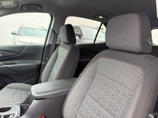 Used 2024 Chevrolet Equinox LT FWD image 11