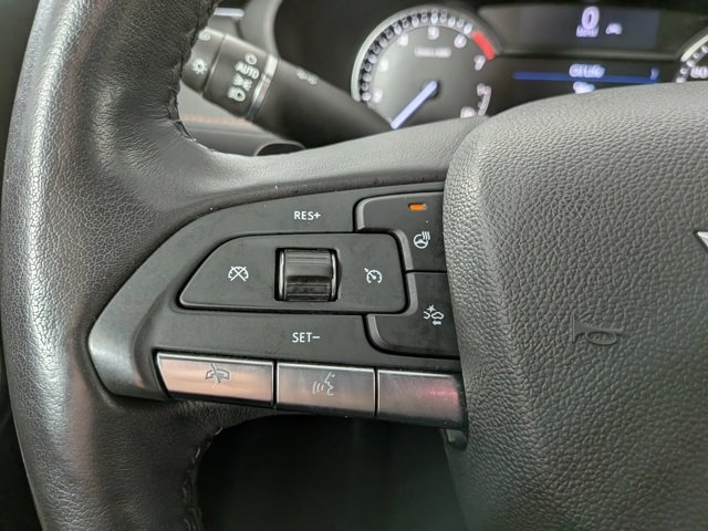 Used 2021 Cadillac XT4 Premium Luxury image 7