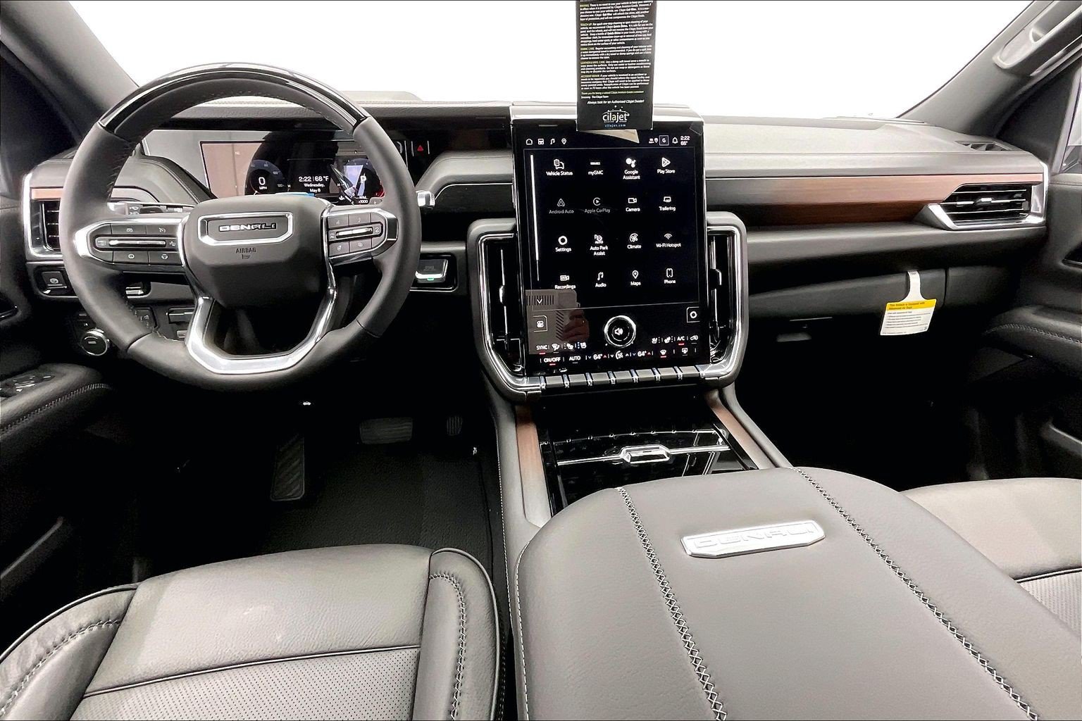 New 2026 GMC Yukon XL Denali w/ Advanced Technology Package AWD/4WD image 5