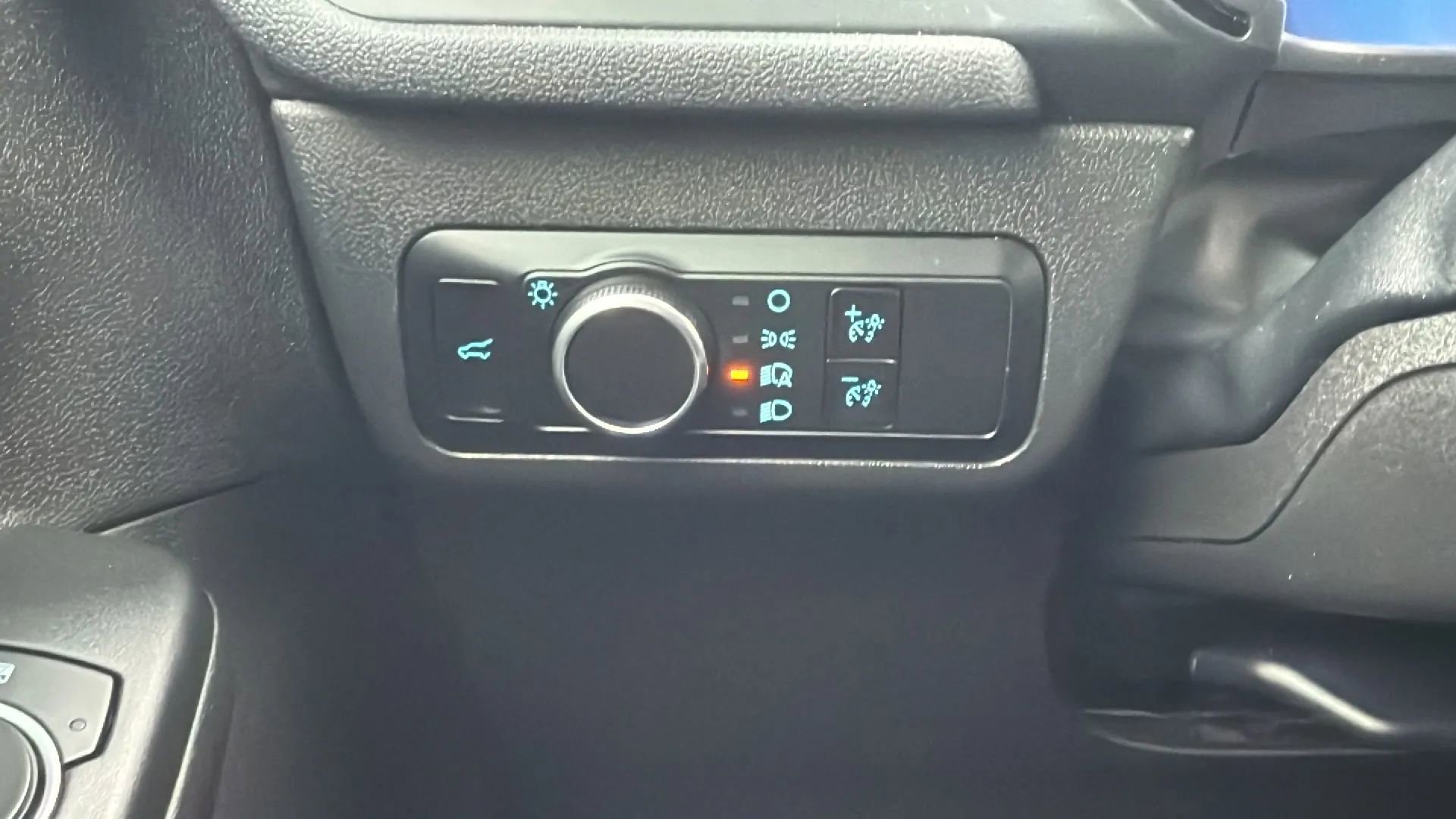 Used 2023 Ford Escape ST-Line image 15