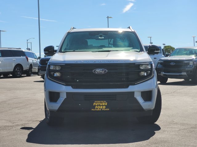 New 2026 Ford Expedition Active AWD/4WD image 3
