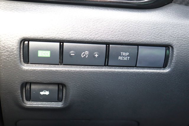 Used 2025 Nissan Sentra SV image 21