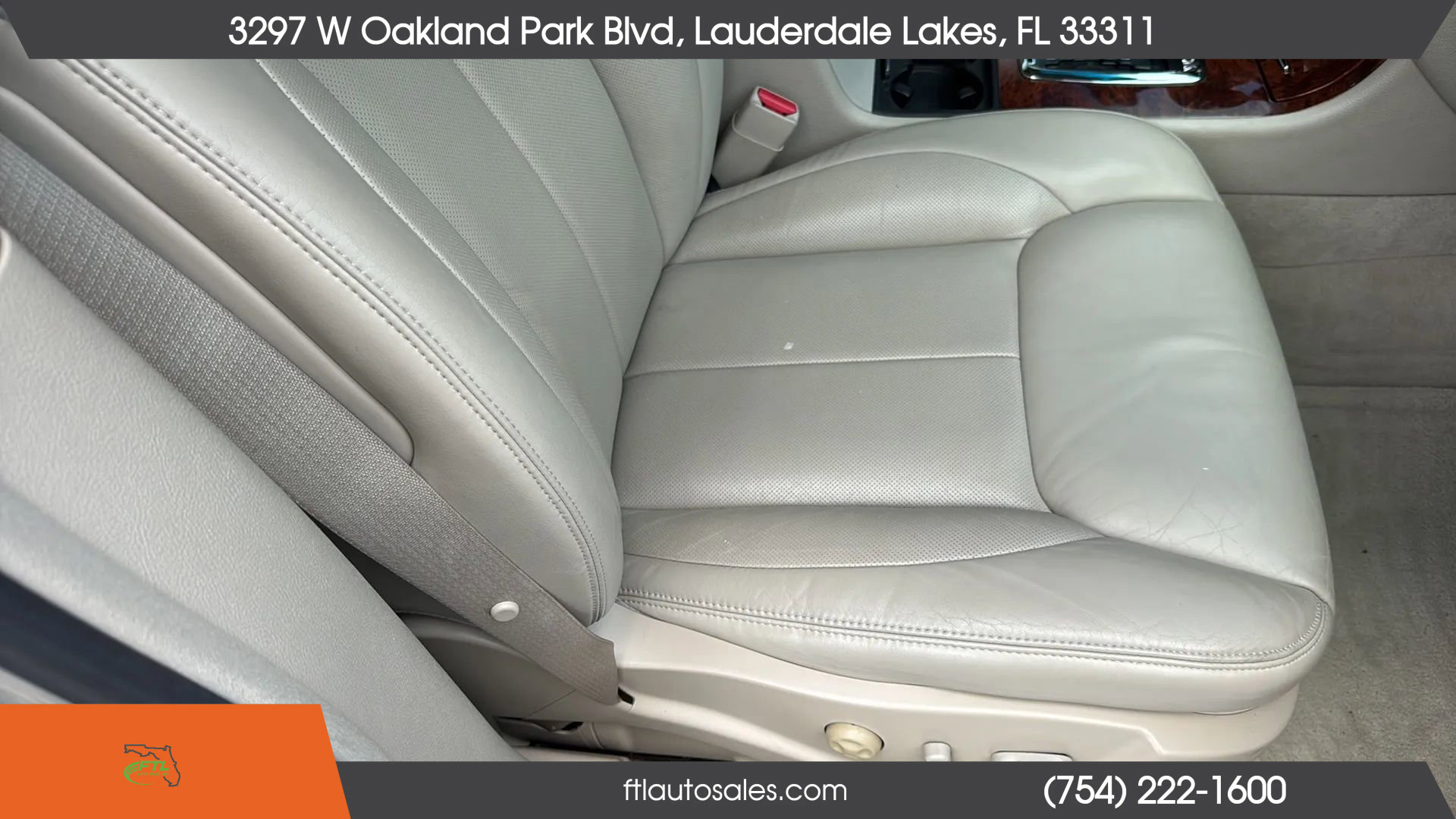 Used 2007 Cadillac DTS w/ Trunk Convenience Package image 56