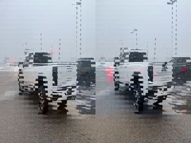 Certified 2024 GMC Sierra 3500 Denali w/ Denali Reserve Package image 5