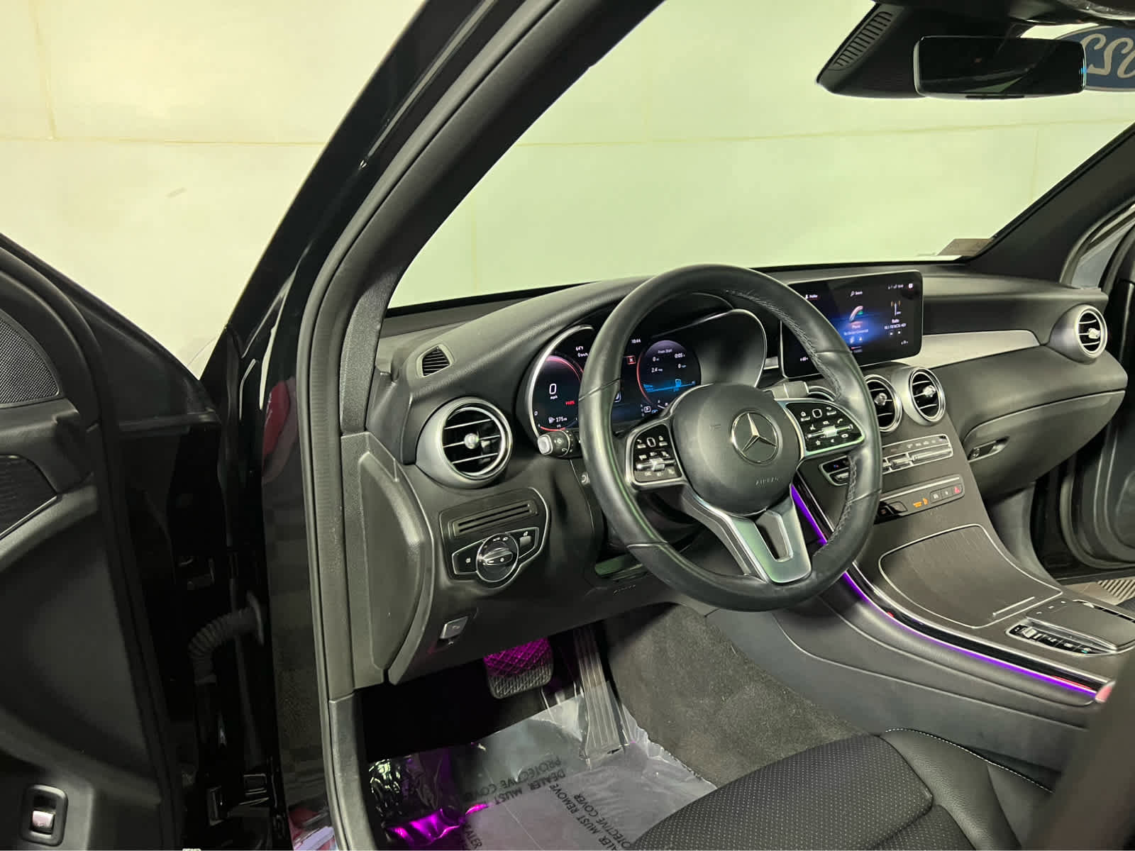 Used 2022 Mercedes-Benz GLC 300 4MATIC image 22