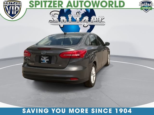 Used 2017 Ford Focus SE FWD image 1