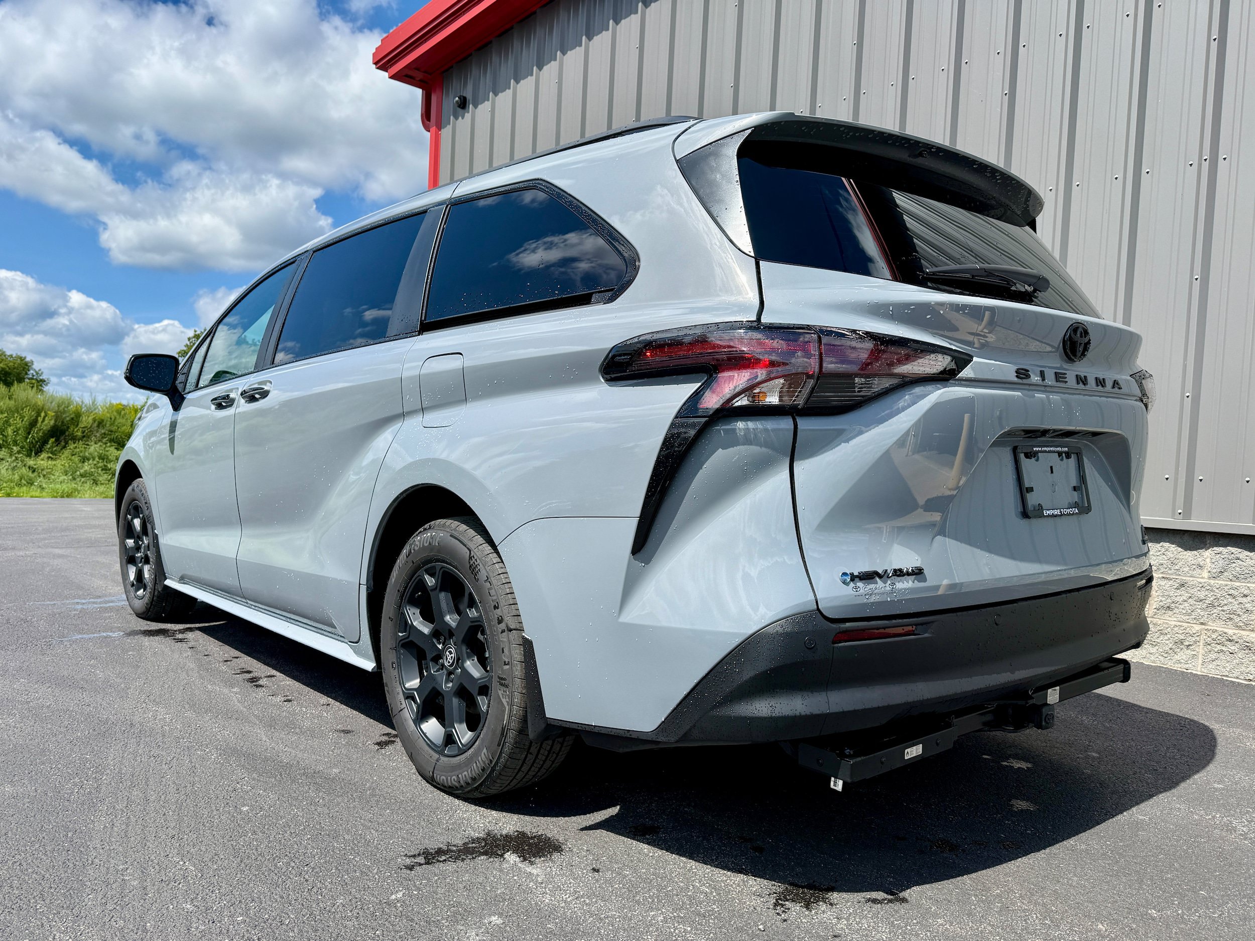 Certified 2026 Toyota Sienna XLE Woodland Edition AWD/4WD image 30