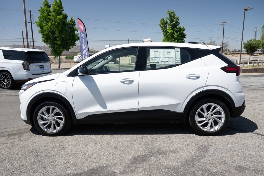 New 2027 Chevrolet Bolt LT FWD image 8