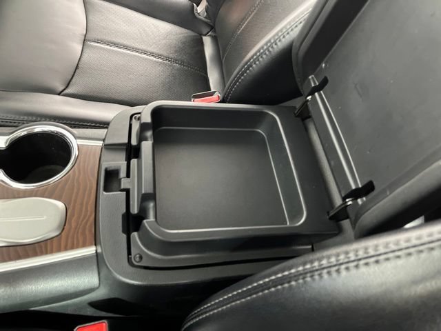Used 2020 Nissan Pathfinder Platinum FWD image 29