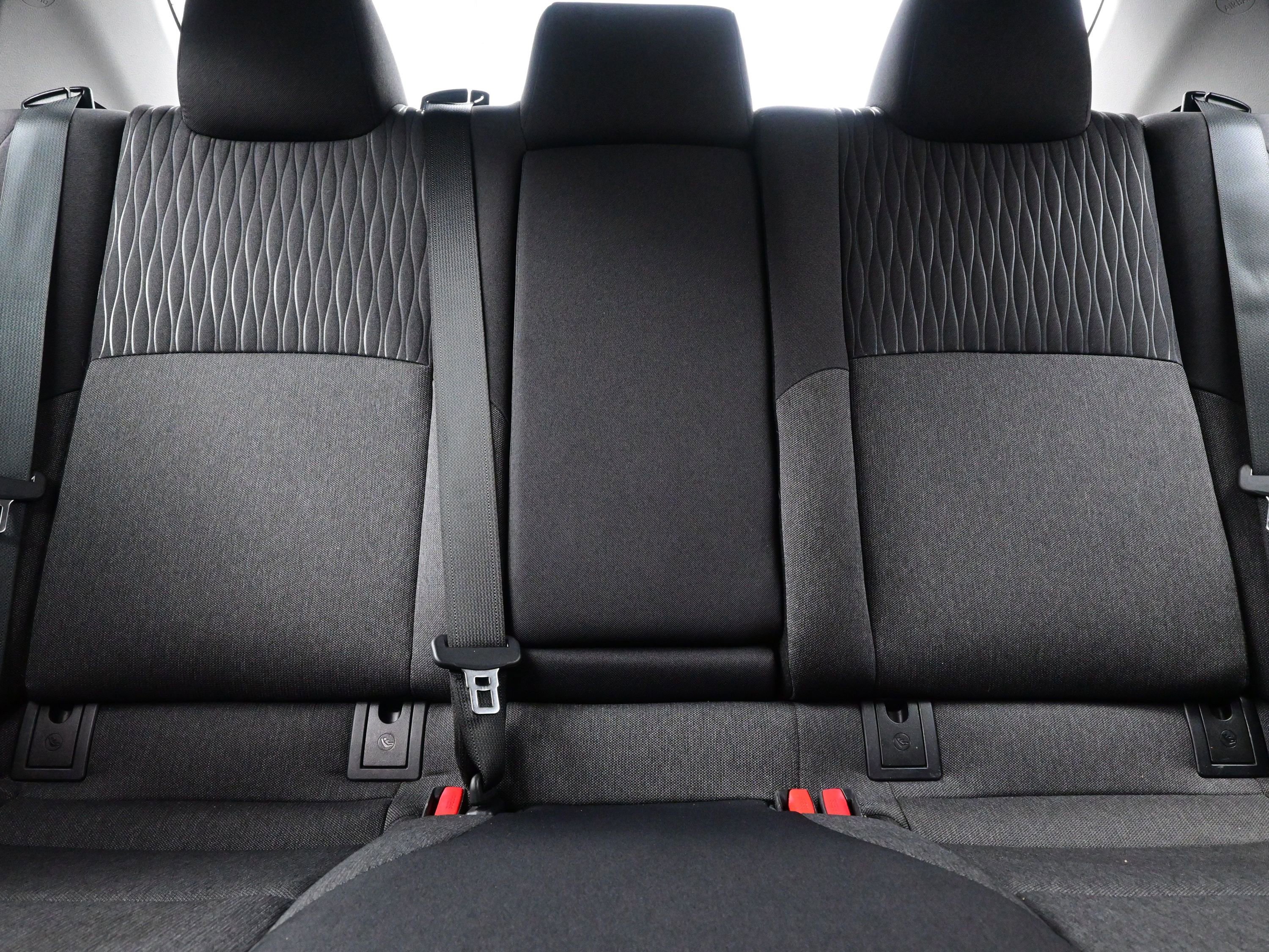 Used 2025 Toyota Camry LE image 15