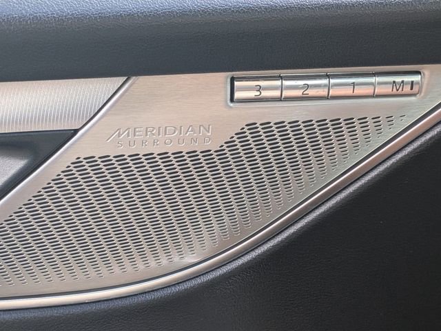 Used 2021 Jaguar F-PACE R-Dynamic S image 26