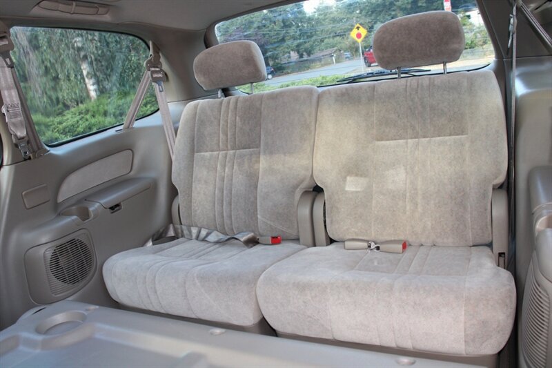Used 1999 Toyota Sienna CE FWD image 16