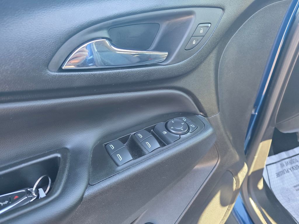 Used 2022 Chevrolet Equinox LT image 11