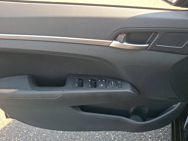 Used 2019 Hyundai Elantra Value Edition w/ Cargo Package FWD image 12