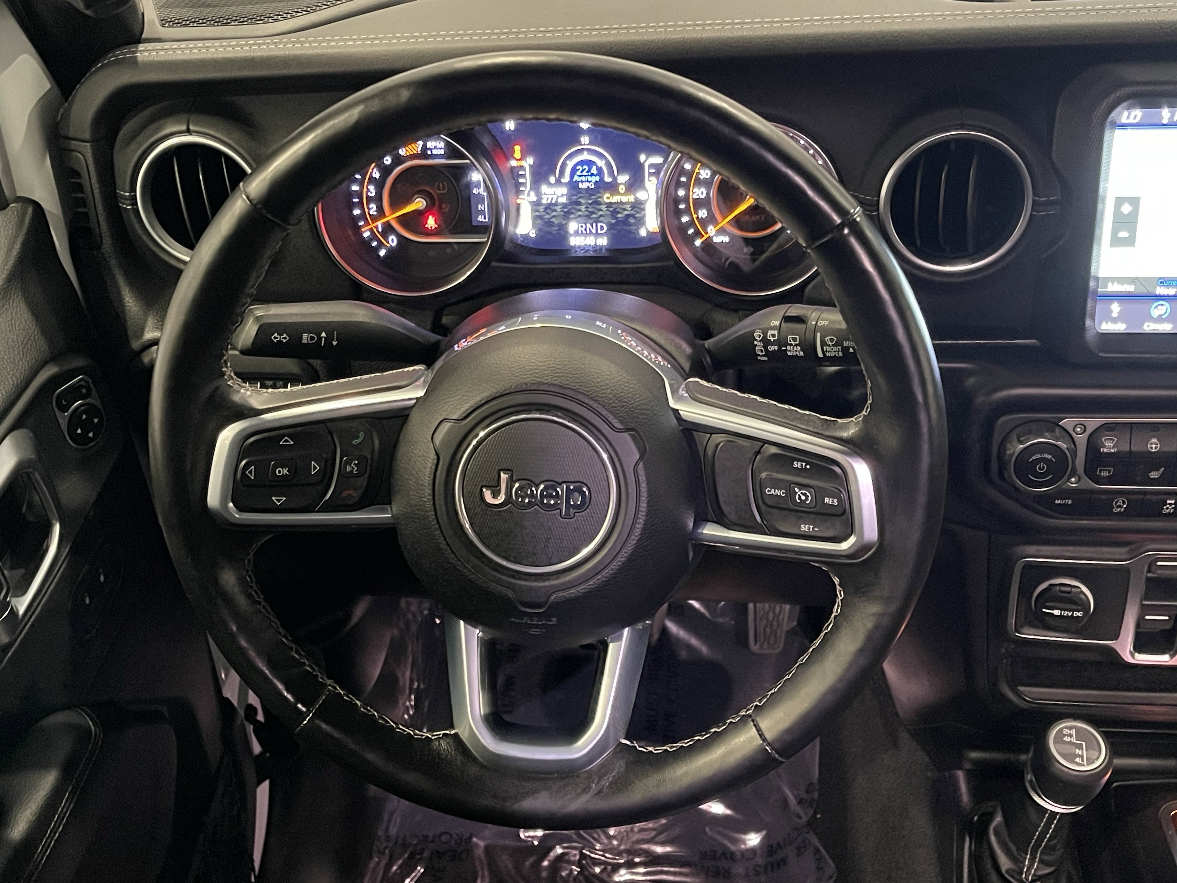 Used 2020 Jeep Wrangler Unlimited Sahara AWD/4WD image 20