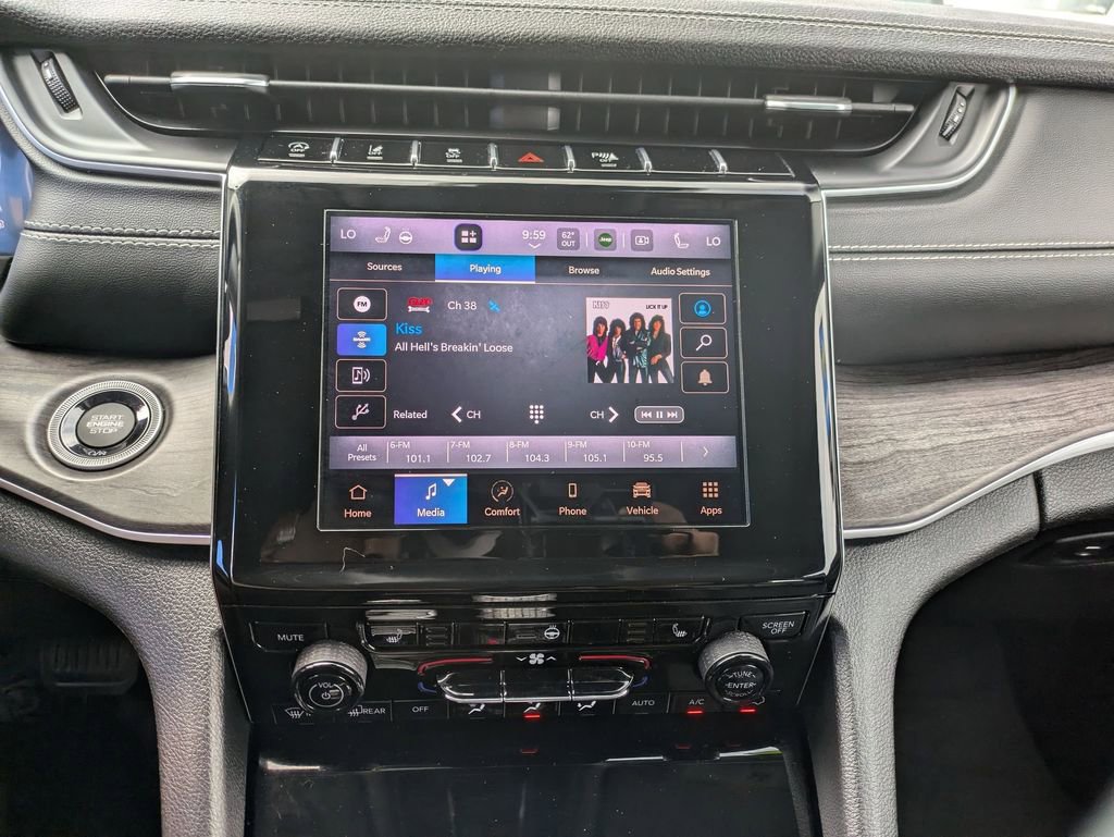 Used 2022 Jeep Grand Cherokee L Limited image 15