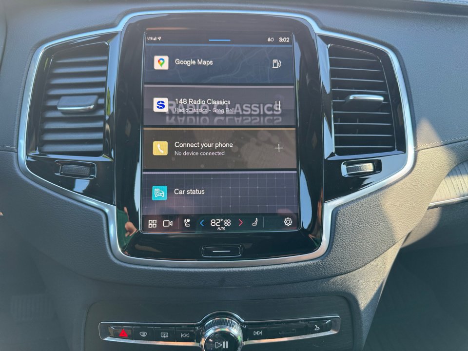 Used 2024 Volvo XC90 B6 Ultimate w/ Protection Package Premier image 21