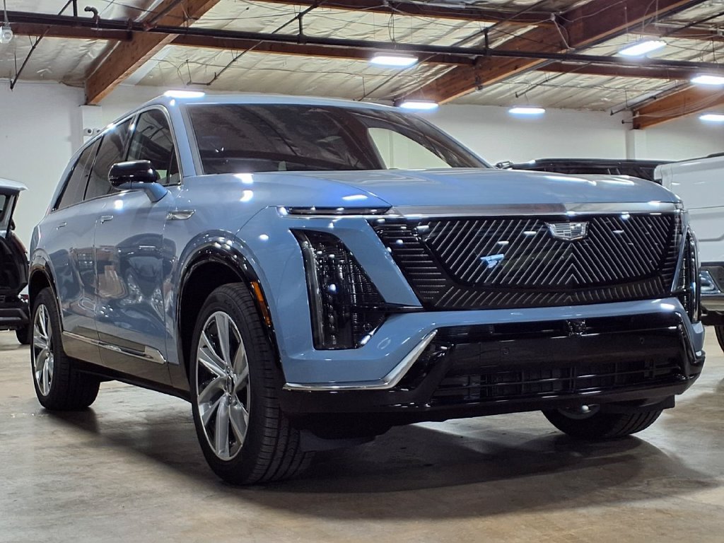 New 2027 Cadillac Vistiq Luxury AWD/4WD image 3
