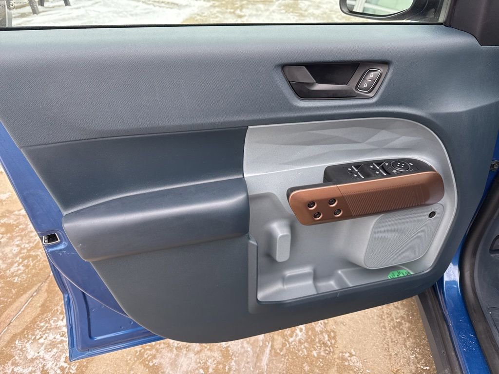 Certified 2024 Ford Maverick Lariat image 9