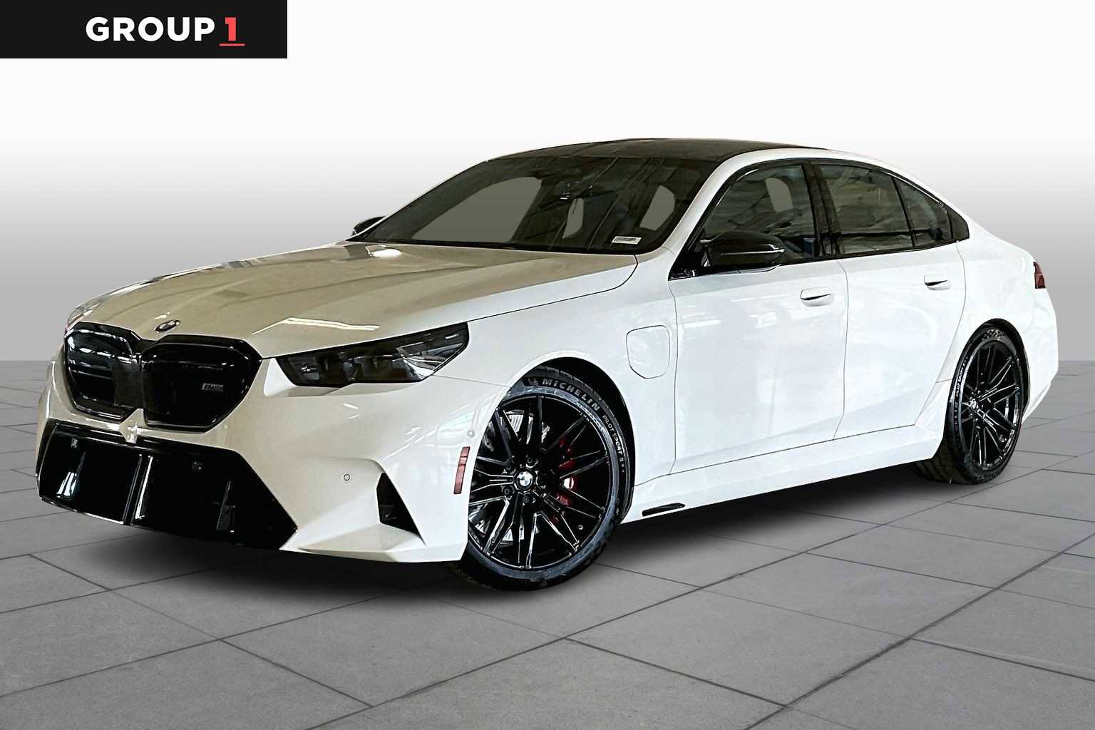 New 2026 BMW M5 w/ Carbon Package