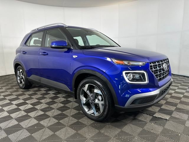 Certified 2023 Hyundai Venue Limited image 2