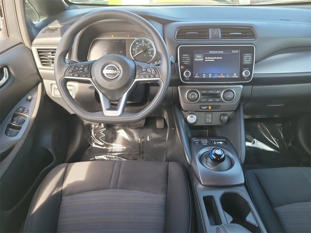 Used 2023 Nissan Leaf S image 4