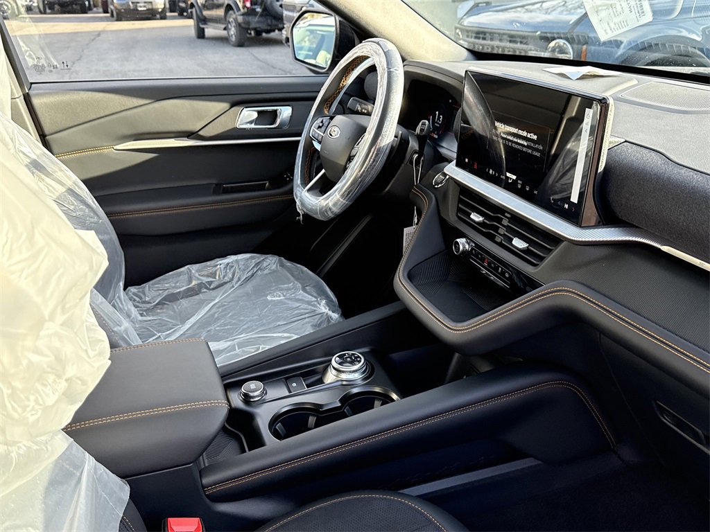 New 2026 Ford Explorer Tremor w/ Tremor Convenience Package image 24