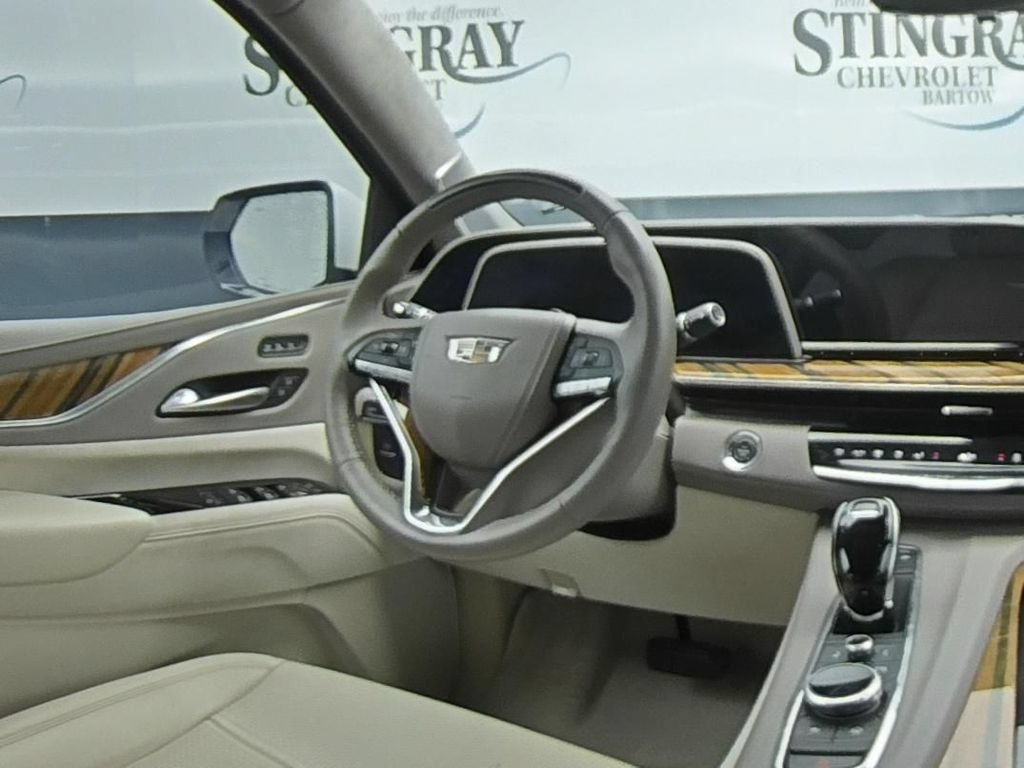 Used 2023 Cadillac Escalade Sport Platinum w/ LPO, ONYX Package AWD/4WD image 19