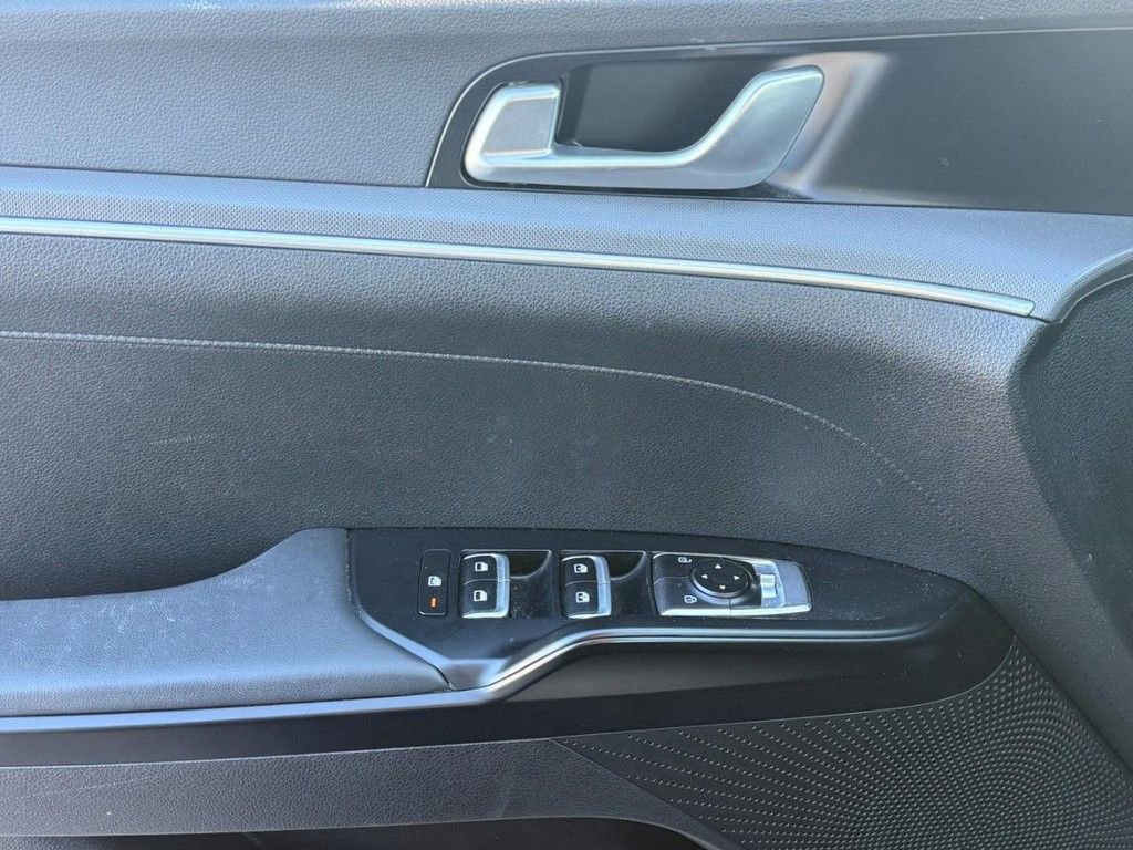 Used 2023 Kia K5 GT-Line image 26