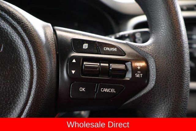 Used 2017 Kia Sorento LX image 17