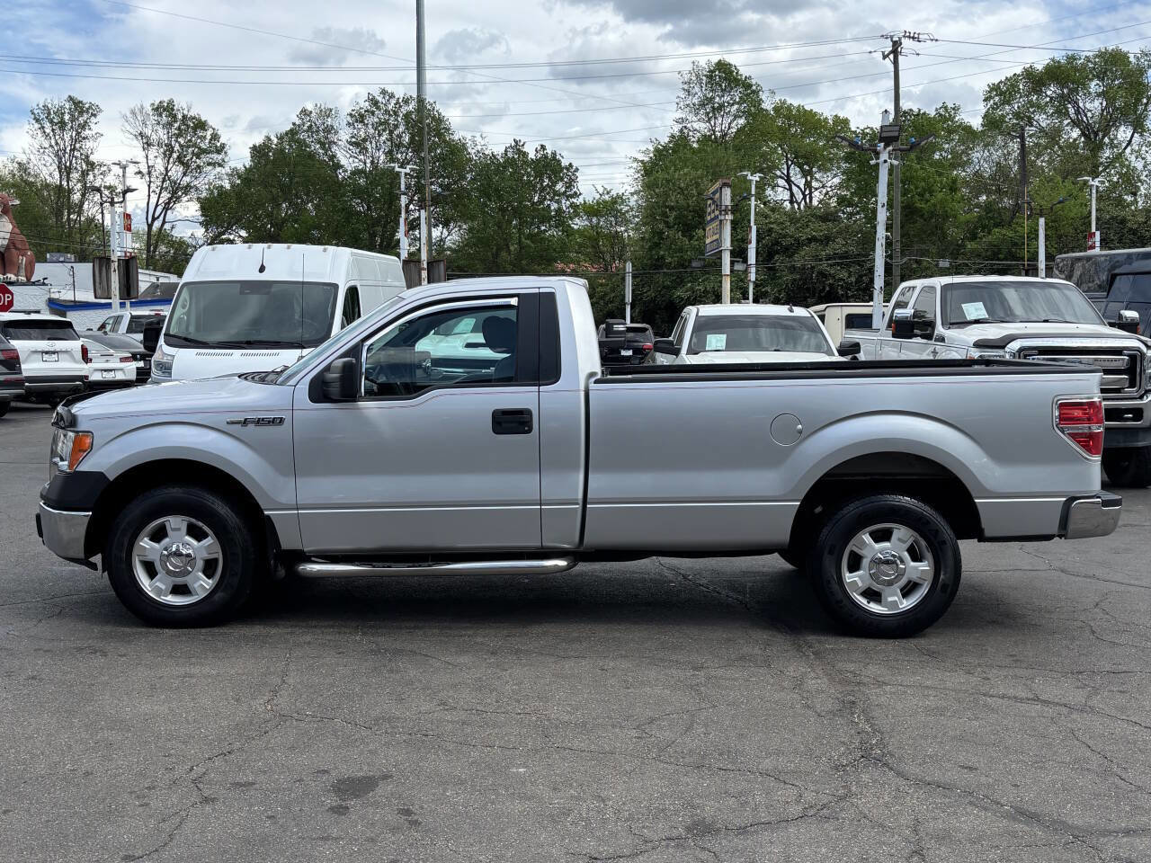 Used 2013 Ford F150 XL w/ Mid Equipment Group RWD image 5