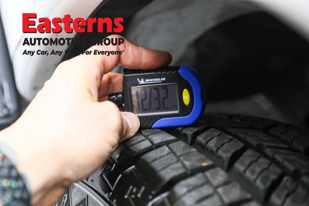 Used 2023 Chevrolet Express 3500 LS image 25