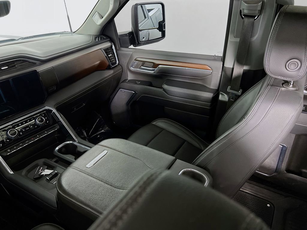 Certified 2024 GMC Sierra 2500 Denali w/ Denali Reserve Package image 24