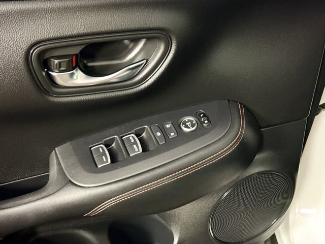 Used 2023 Honda HR-V Sport image 18