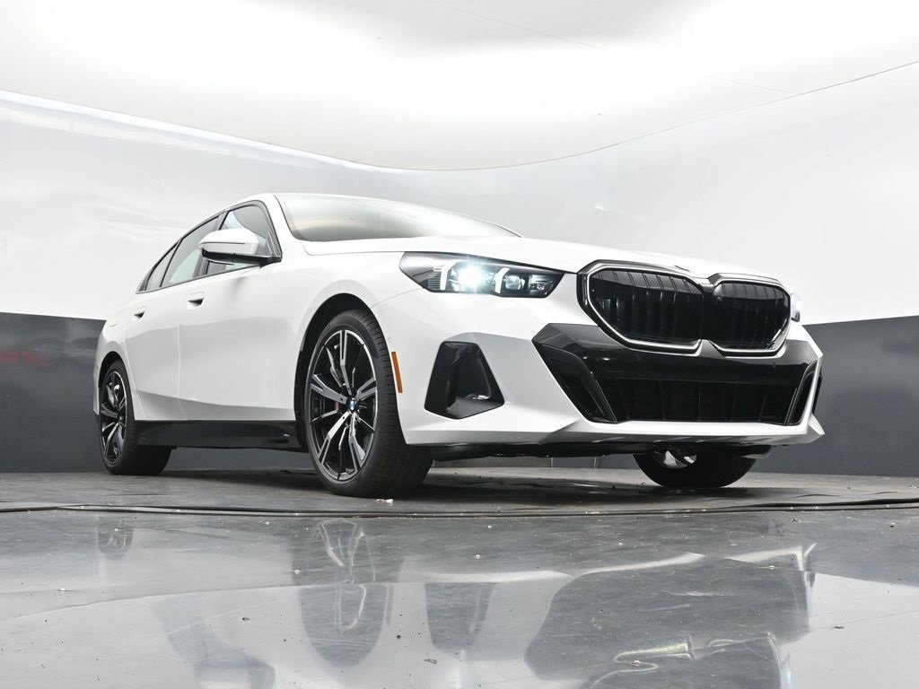 New 2026 BMW 530i w/ M Sport Package image 37