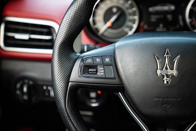 Used 2022 Maserati Ghibli Modena image 32