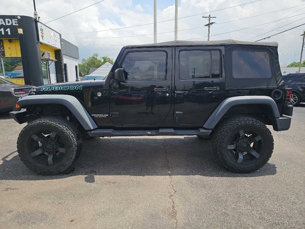 Used 2014 Jeep Wrangler Unlimited Rubicon w/ Connectivity Group image 13