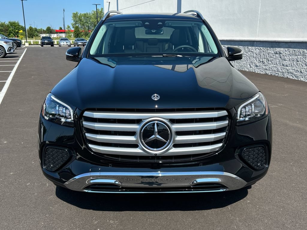 New 2026 Mercedes-Benz GLS 450 4MATIC image 3