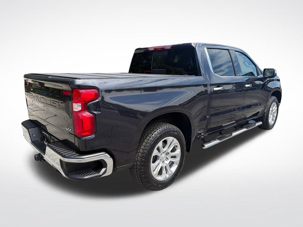 Used 2024 Chevrolet Silverado 1500 LTZ AWD/4WD image 9