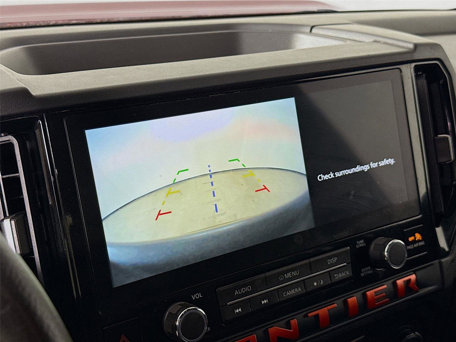 Used 2025 Nissan Frontier PRO-4X image 13