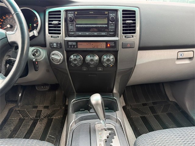 Used 2007 Toyota 4Runner SR5 image 11