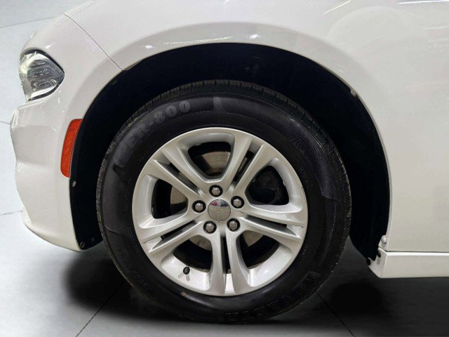 Used 2020 Dodge Charger SXT w/ Leather Interior Group image 48