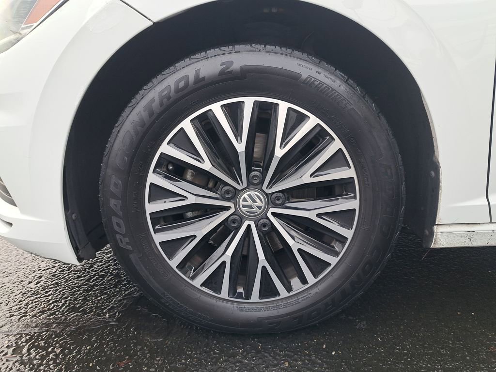 Used 2019 Volkswagen Jetta SE image 10