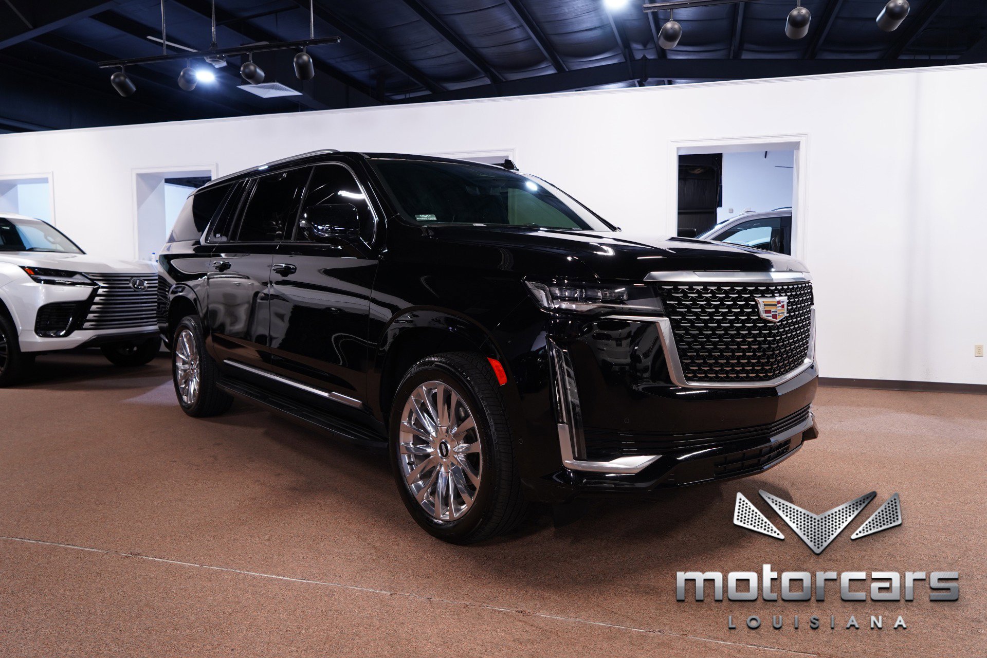 Used 2021 Cadillac Escalade ESV Premium Luxury AWD/4WD image 9