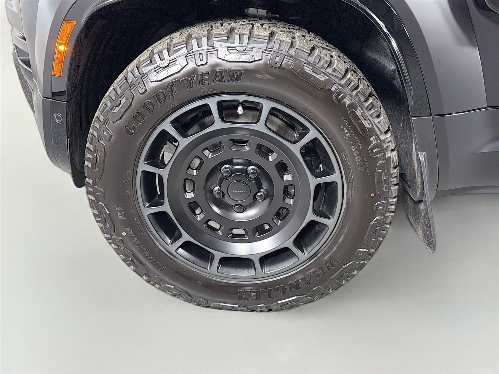New 2026 Land Rover Defender 110 OCTA AWD/4WD image 35