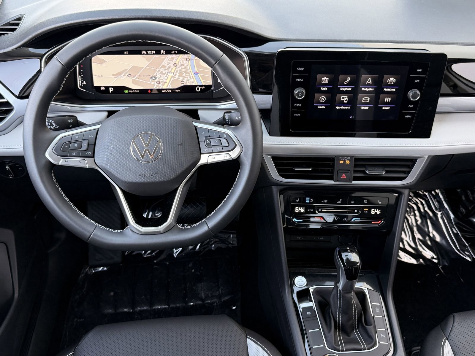 New 2026 Volkswagen Taos SEL image 12