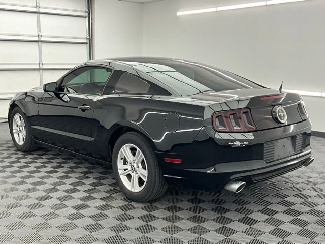 Used 2014 Ford Mustang Coupe image 16